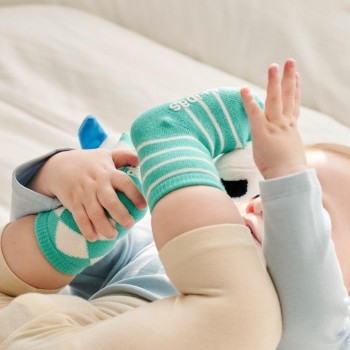 CALCETINES ESTIMULACIÓN BEBÉ ATTISOCKS AIRPLANE