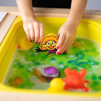 SET PERSONAJE JULIA + 2 CUBOS DE LUZ