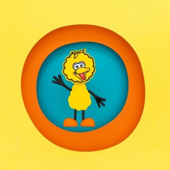 PERSONAJE BIG BIRD + 2 CUBOS LUZ AMARILLO