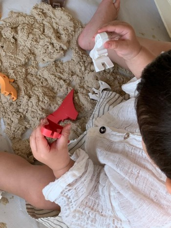 PACK SENSORIAL DINOS HALFTOYS 3 PZAS DIPLODOCUS-PARASAURUS